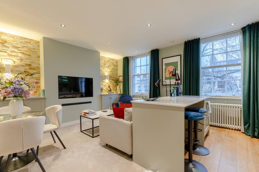 Elegant 1BD Flat in the Heart of Notting Hill!