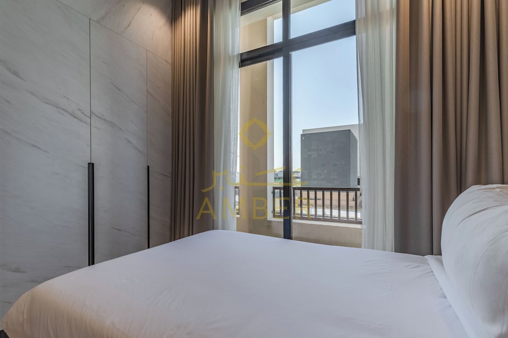 Amber Hospitality - BLVD