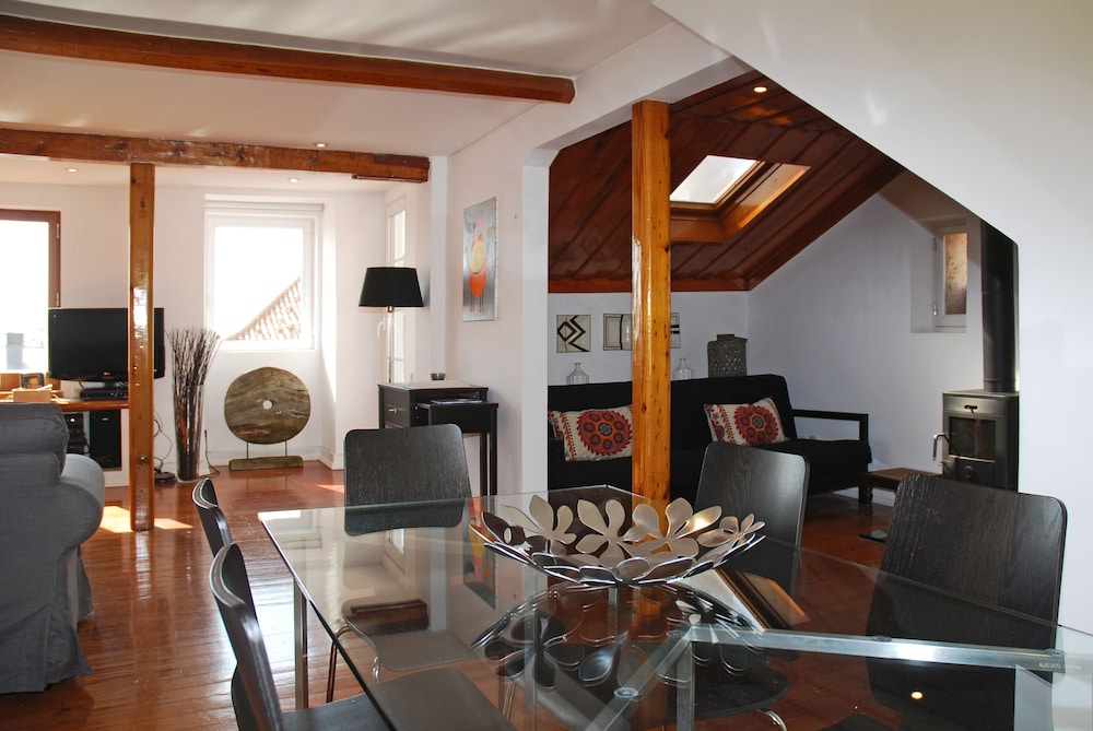 Bairro Alto Apartments by linc