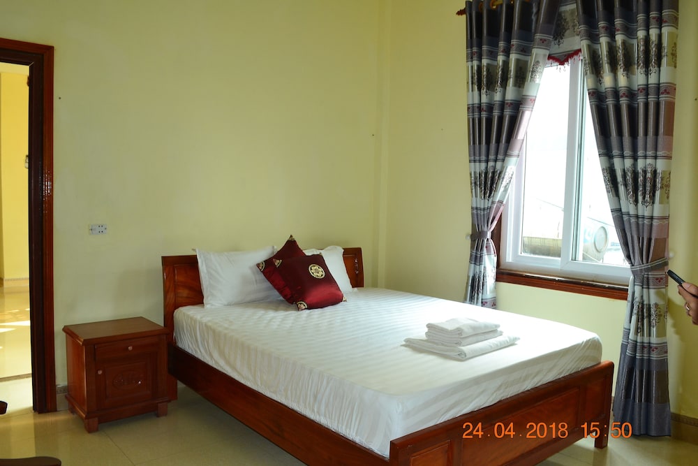 Hoan Chau Homestay - Hostel