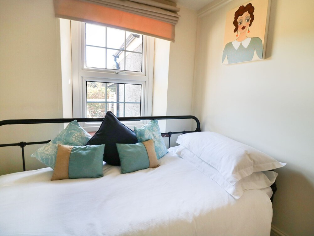 Yelverton Vacations - 11 The Village - Property Image 5