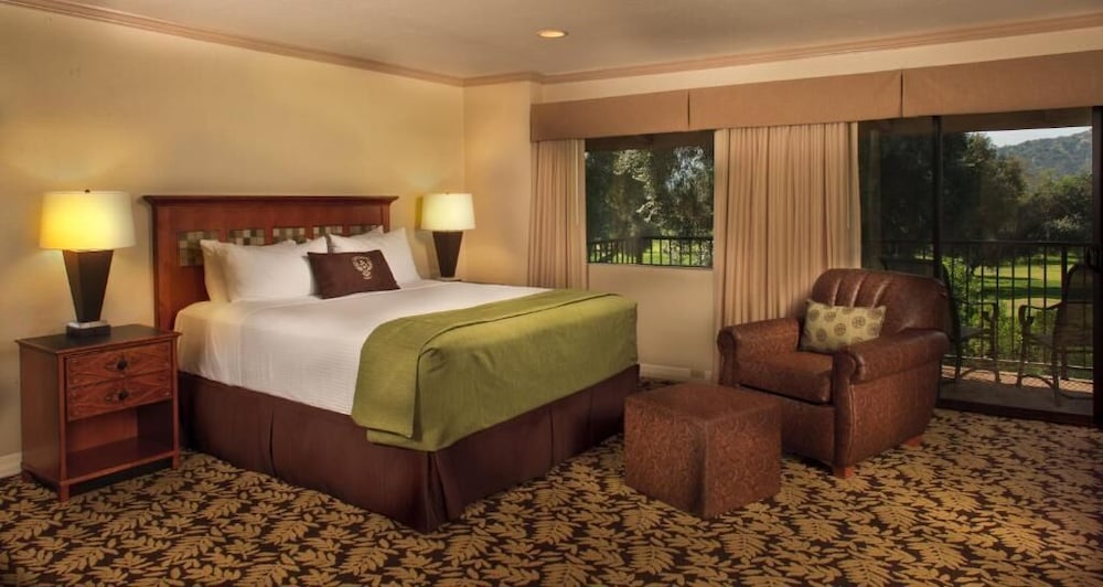 Singing Hills Golf Resort - Property Image 3