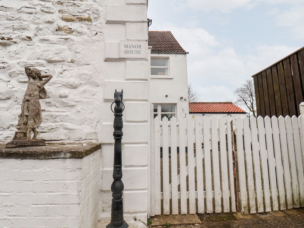 Manor Farmhouse