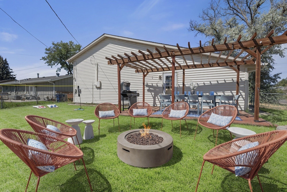 Family-friendly Arvada Getaway With Games Galore 4 Bedroom Home