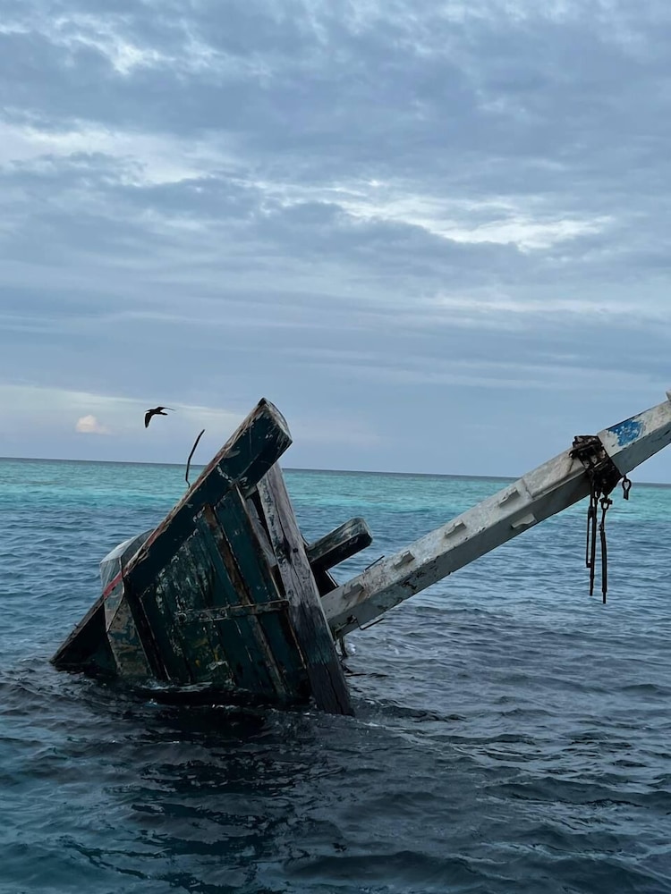Vaali Maldives Island Escapes & Dive