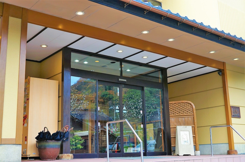 Japanese-style hotel Yuuhigaura