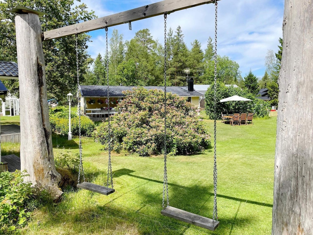 Cozy Summer Retreat in Graddo
