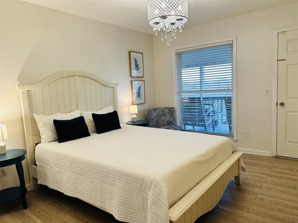 854 S Fletcher 2 Bedroom Home