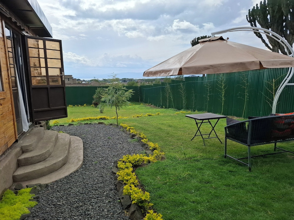 Lux Suites Wild Wood Cottages Naivasha