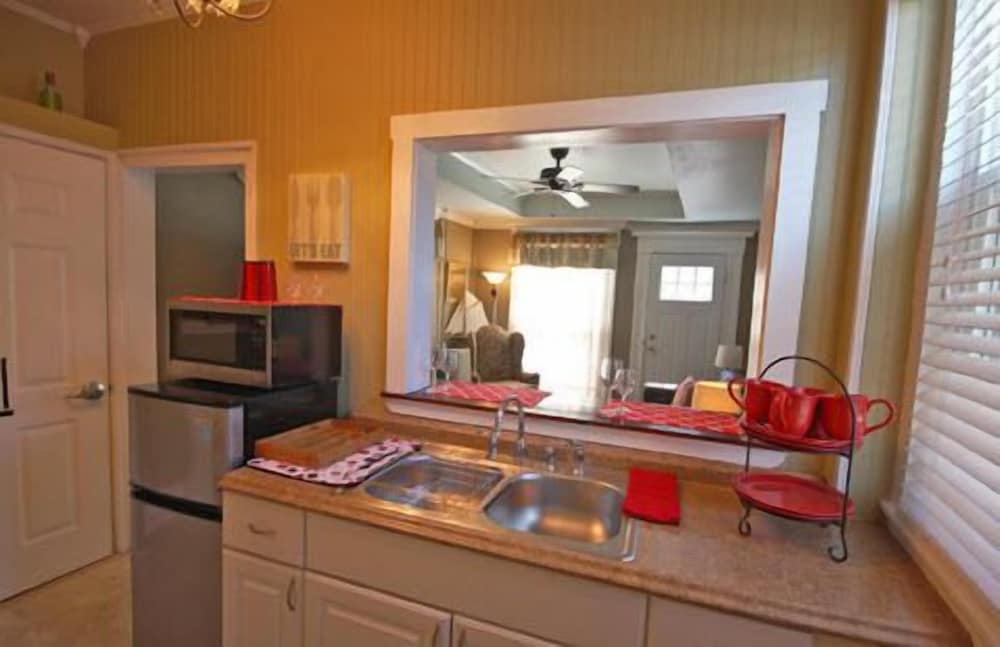 Portland Vacations - Inn at Park Spring - Property Image 15