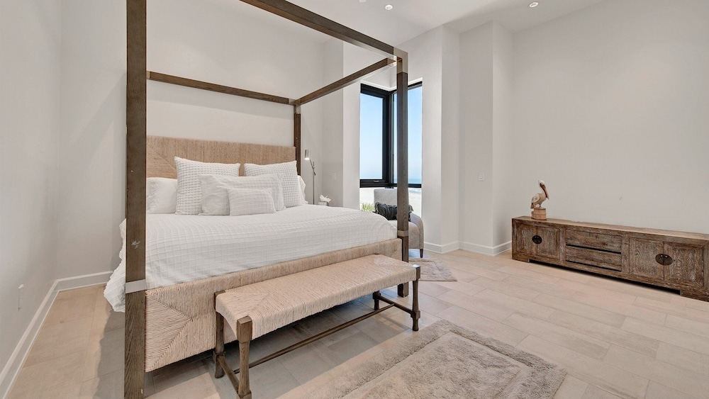 Pawleys Island Vacations - Oceanfront Modern Dream Home 6 Bedroom Home by RedAwning - Property Image 3