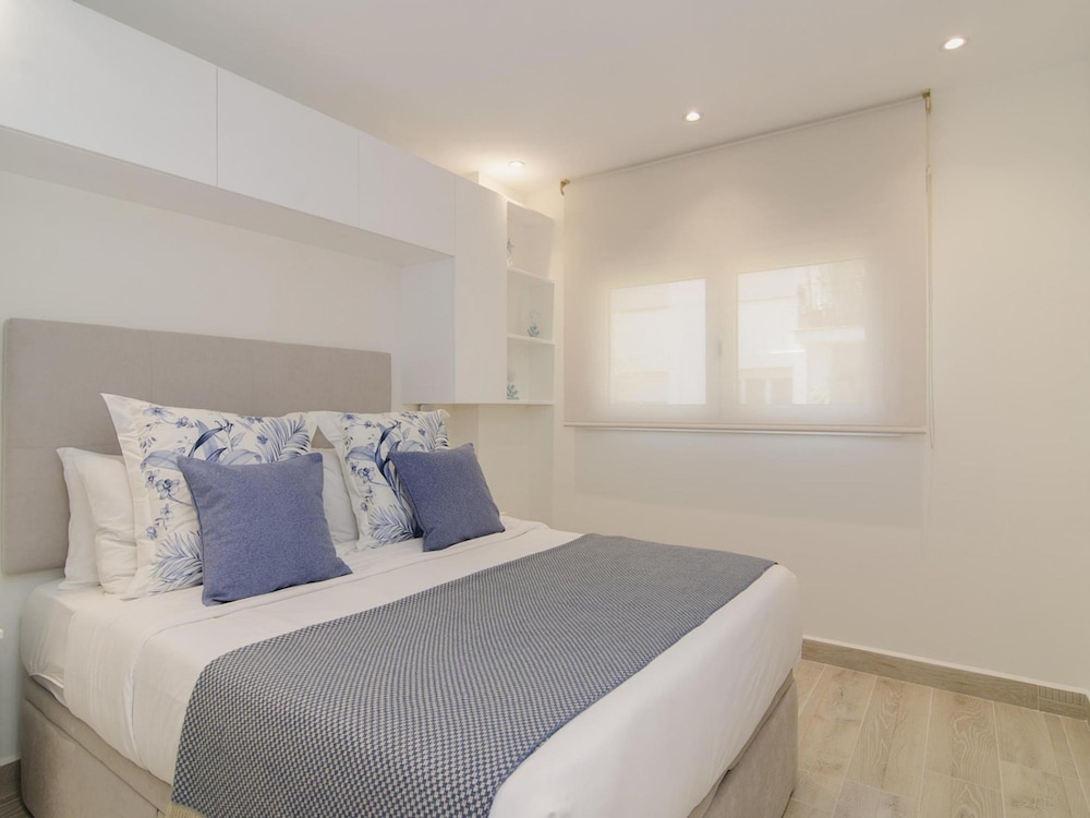 Sitges Spaces Oasis Suites