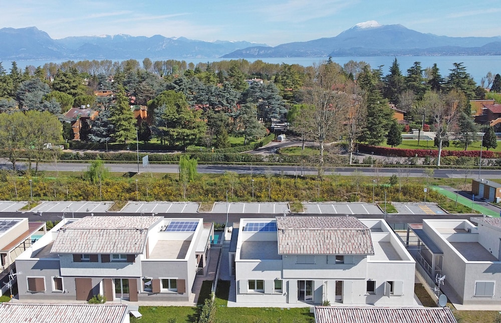 Villa Prestige 23 by Wonderful Italy view 4