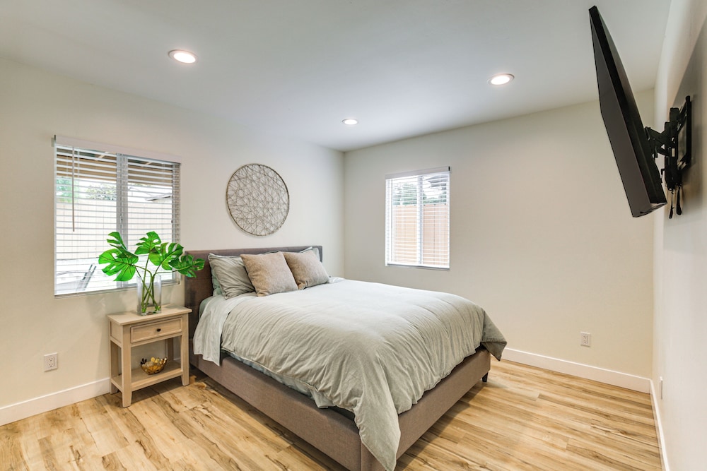 1 Mi to Chula Vista Bayfront: Home w/ Patio!