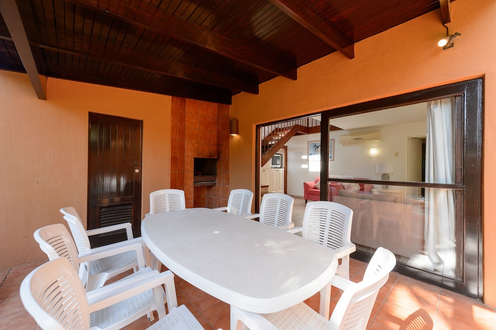 San Lameer Villa Rentals 2813