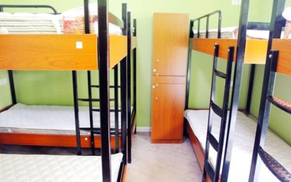 Meet int'l Youth Hostel Pichaiyuan