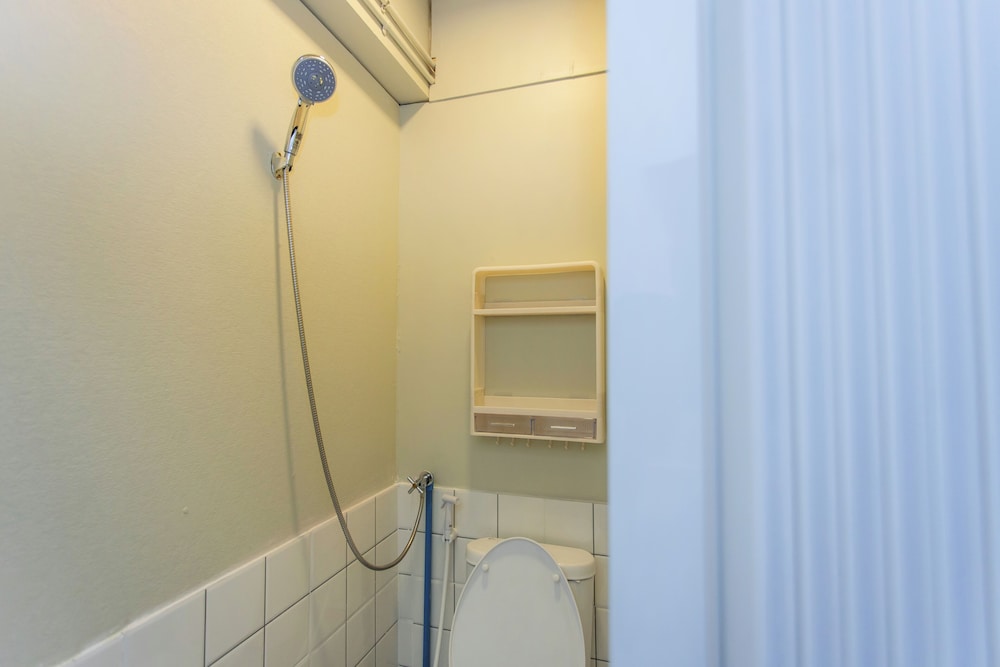 Nomad Plus Life Hostel Pattaya