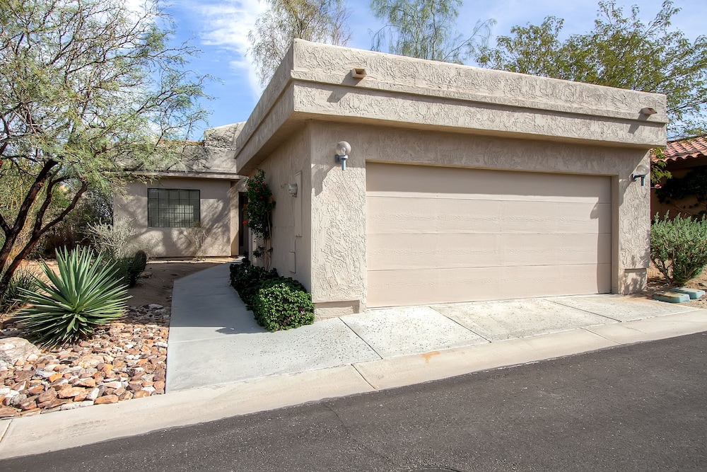 Borrego Springs Hideaway: Pool Table, Mtn Views! view 5