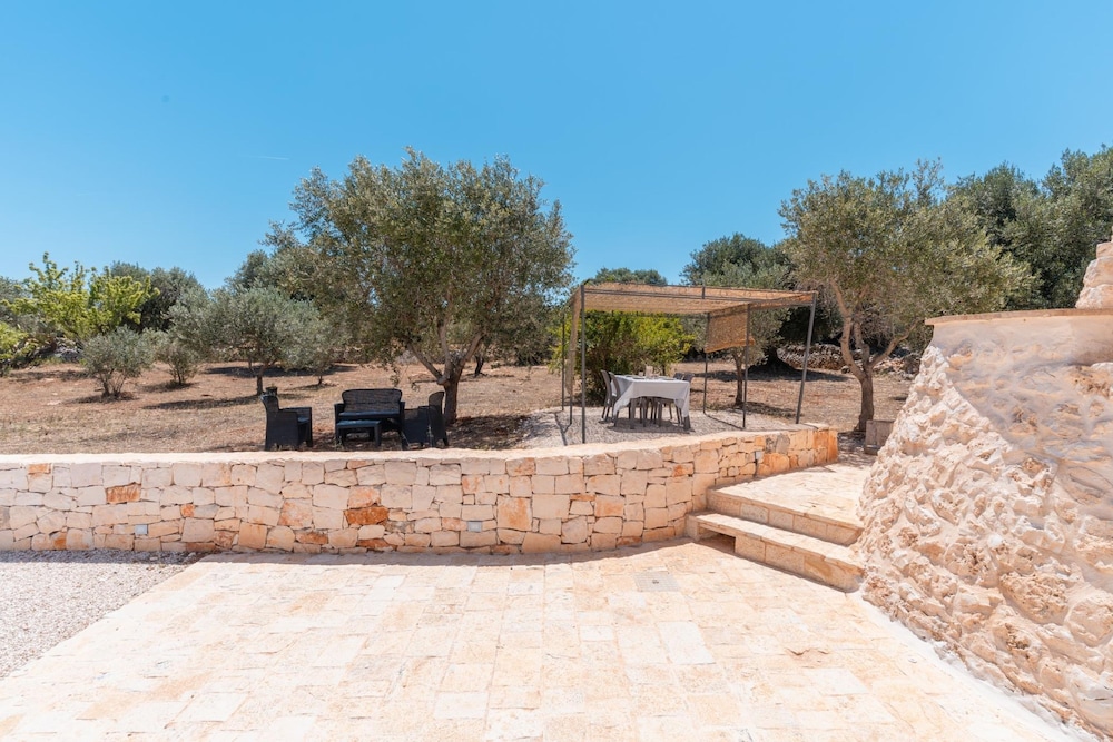 Trullo Calamo tra Mare e Citt