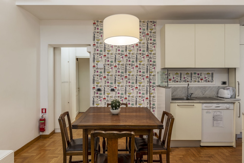 Piazza San Cosimato & Trastevere Apartment