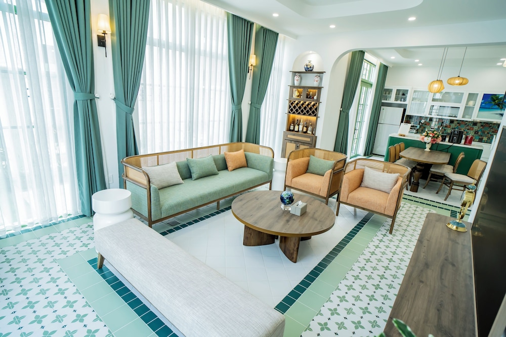 Hayha Villa - Tropical Garden Khem Beach