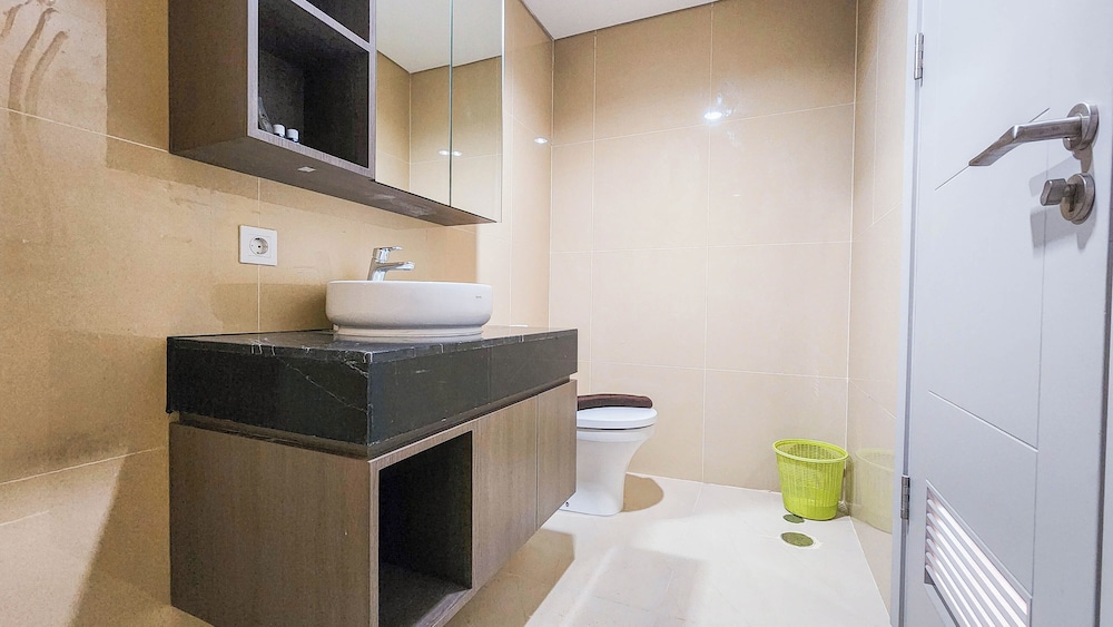 Spacious Combined 3BR Grand Sungkono Lagoon Apartment