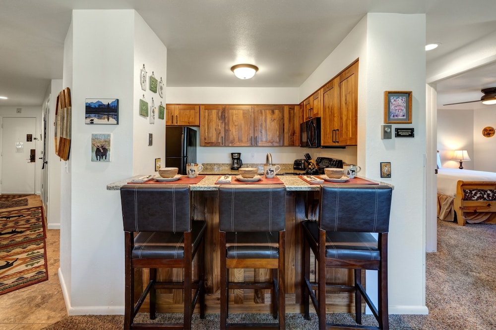 Park City Ski Resort - Snow Flower Vacation Homes