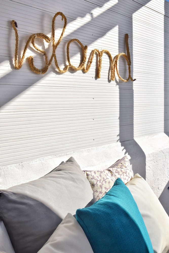 Angelos Design Suites