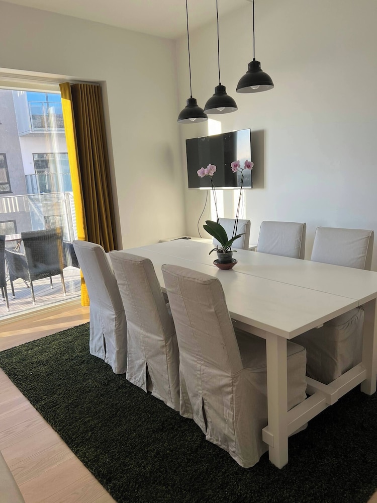 New and Bright Apartment by Aalborg's Havnepromenade