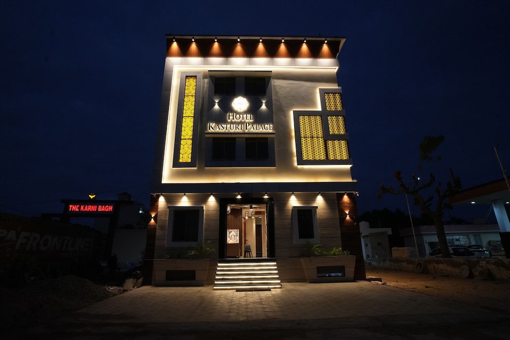 HOTEL KASTURI PALACE