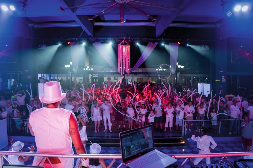 Puerto Vallarta Vacations - Hotel Riu Vallarta - All Inclusive - Property Image 63