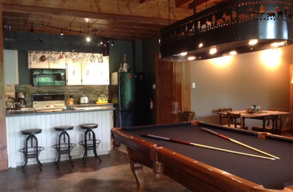 Strong Timbers B&B