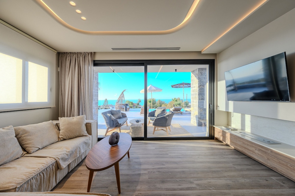 Nysa Luxury 2