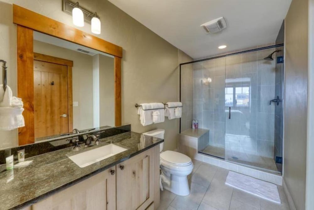 One Ski Hill Place 2 Bedroom Luxury Condo