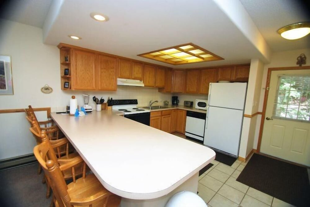 Snowdance Condo 2 Bedroom Apartment by Key to the Rockies