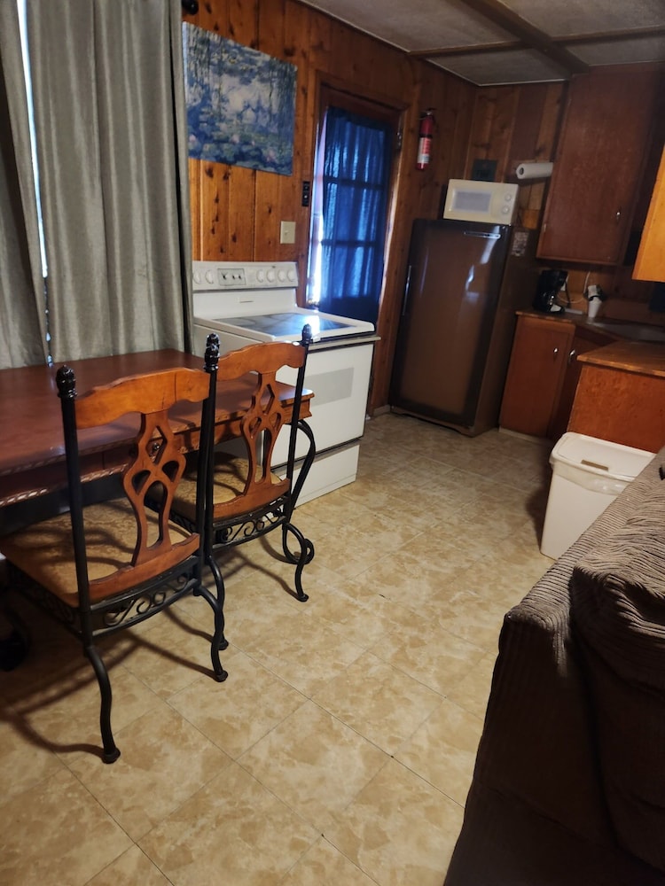 Big Sky Motel