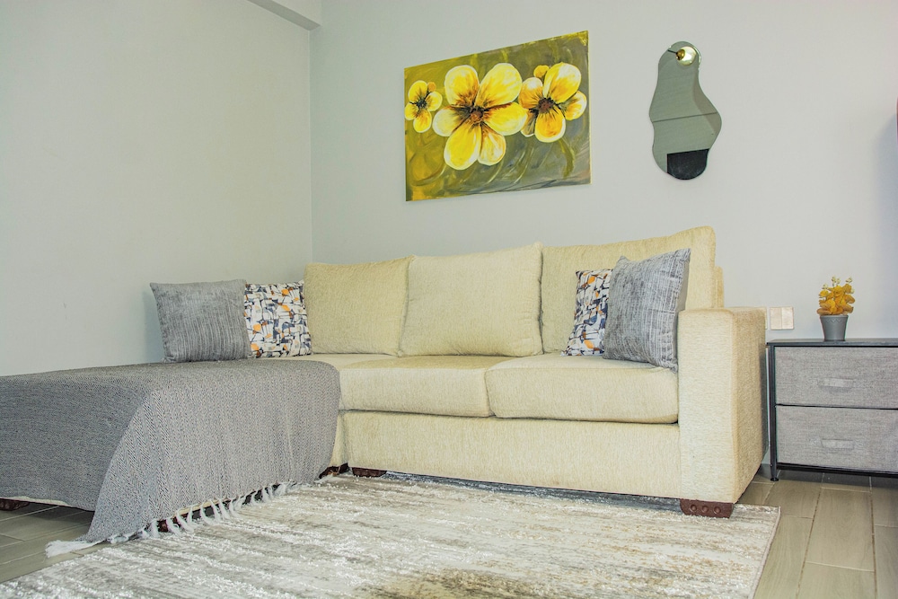 Ashmere by Edmor Suites.