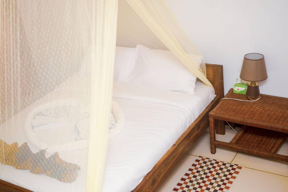 Remarkable 10-bed Cottages in Bagamoyo view 5