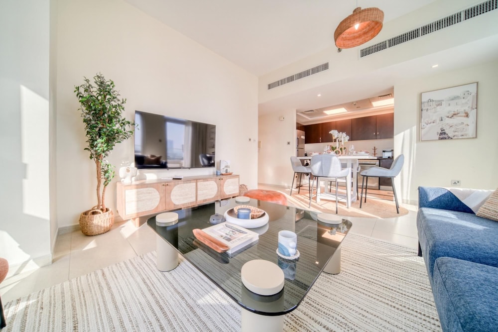 Reem Island Beach Escape w Stellar Balcony Views