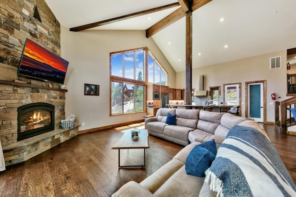 1008c Mountain View Retreat 5 Bedroom Home