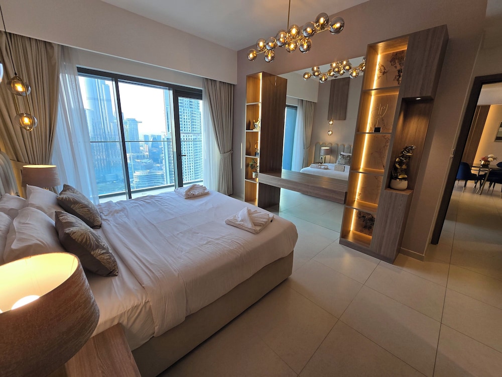 Royale Highend Burj and Fountain View