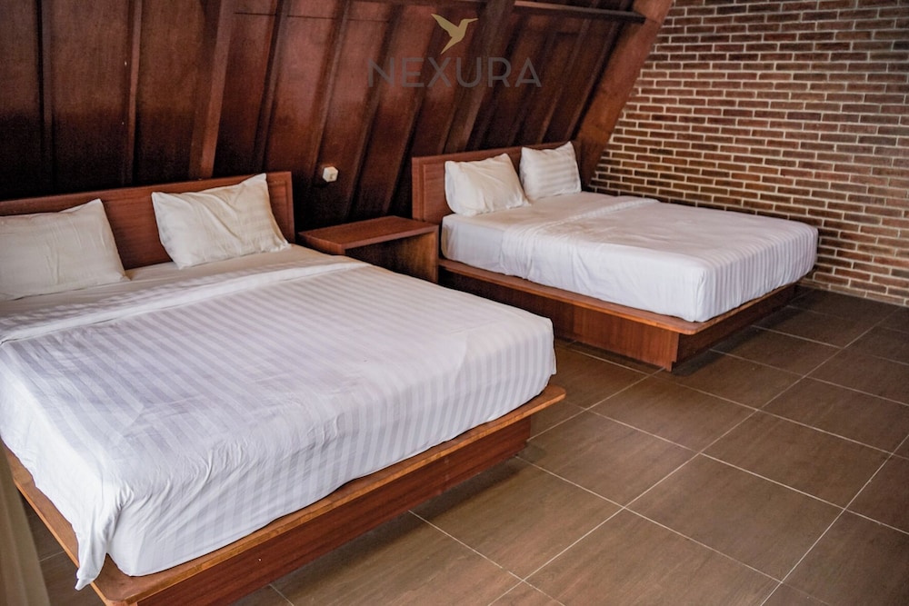 Jambu Klutuk Resort