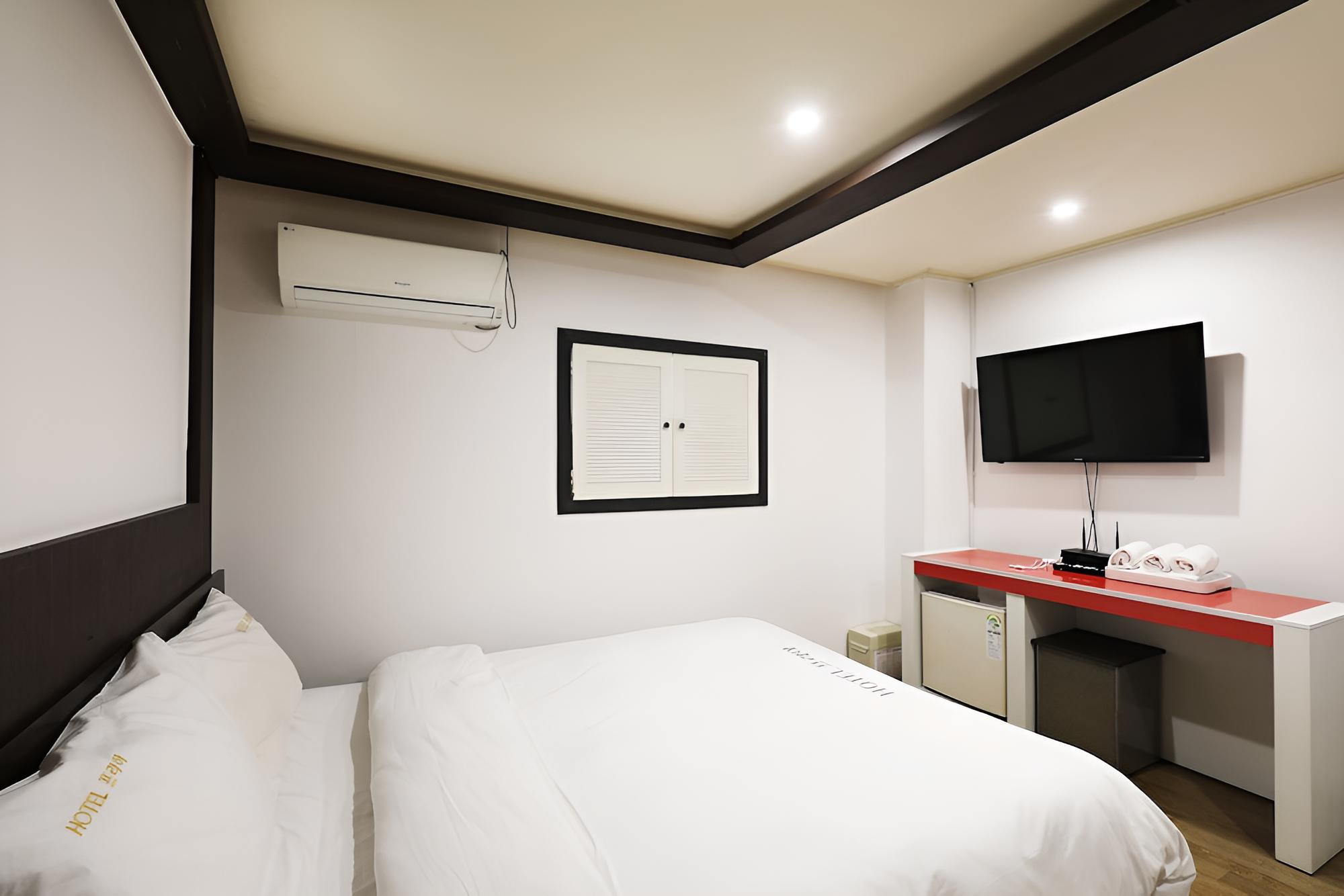 Hotel PRAHA