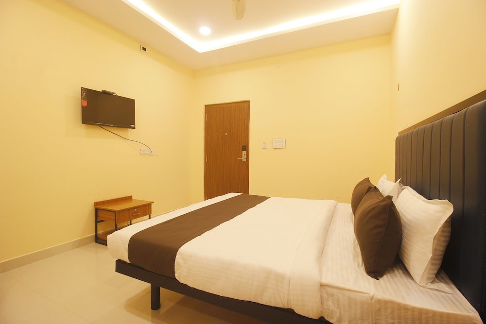 HOTEL MINT PARK