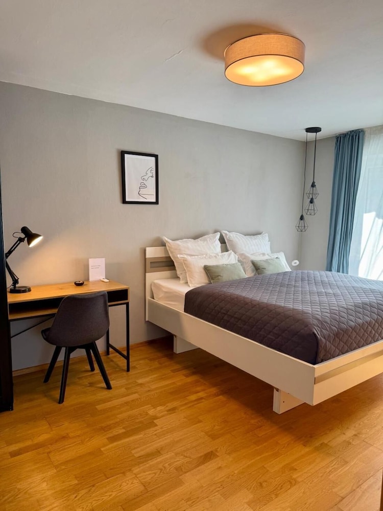 Cozy Apartment Salzburg, 50 m2, With Garden, Terrace, own Entrance, Free Parking