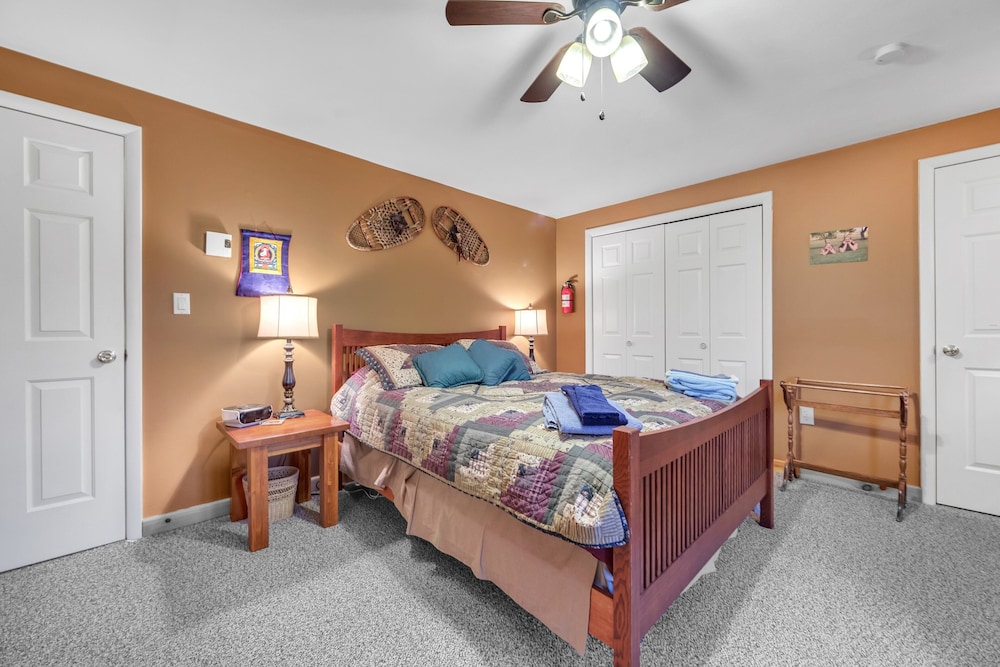 Otter Slide 78i - A Cozy Mountain Retreat 2 Bedroom Townhouse by The Summit at Gore Mountain