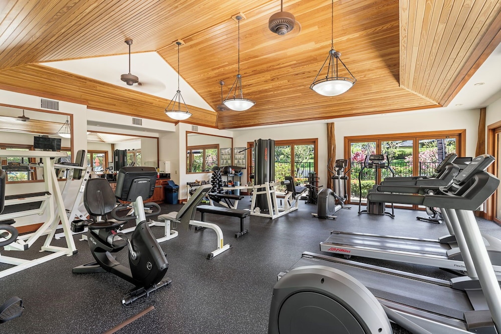 Family-friendly & Romantic Getaway - Beach Club Access- Vrkcv