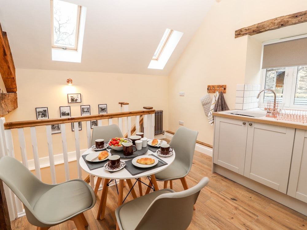 Stabl, Plas Moelfre Hall Barns