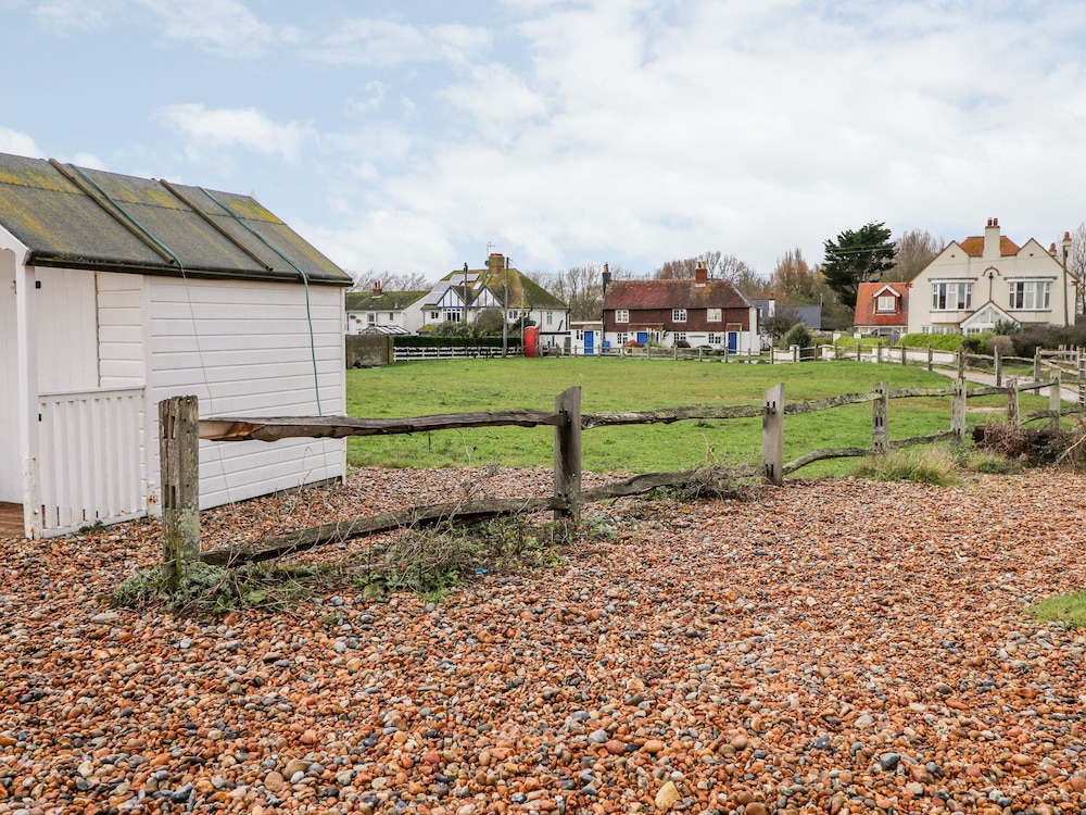 3 Seaview Cottages view 2