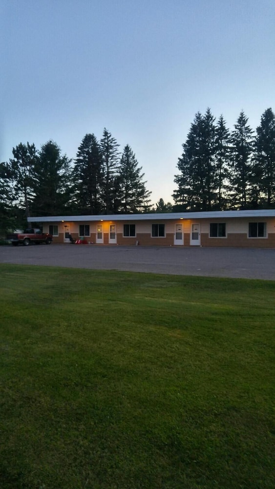 Prairie Motel - Property Image 9